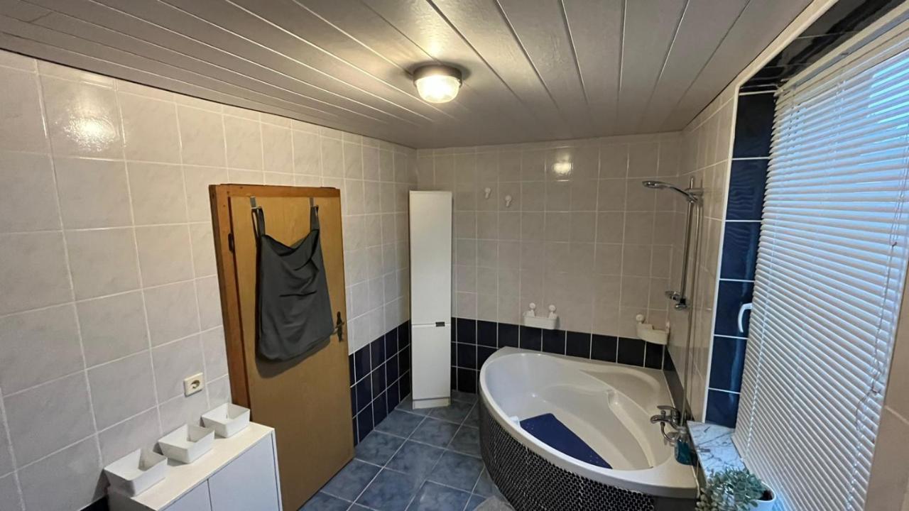 Апартаменты Monteure, Ganzes Haus, Schwarzheide, Haus 1 Экстерьер фото