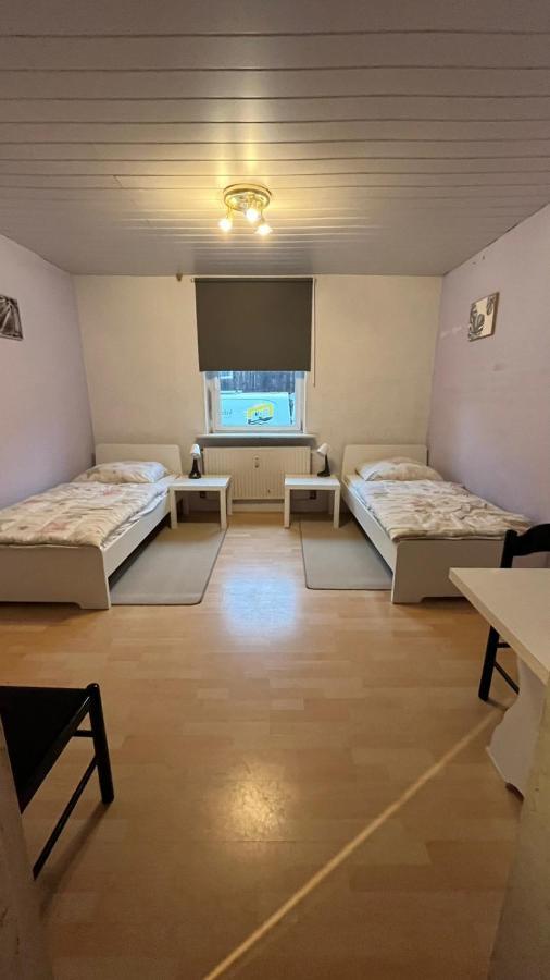 Апартаменты Monteure, Ganzes Haus, Schwarzheide, Haus 1 Экстерьер фото