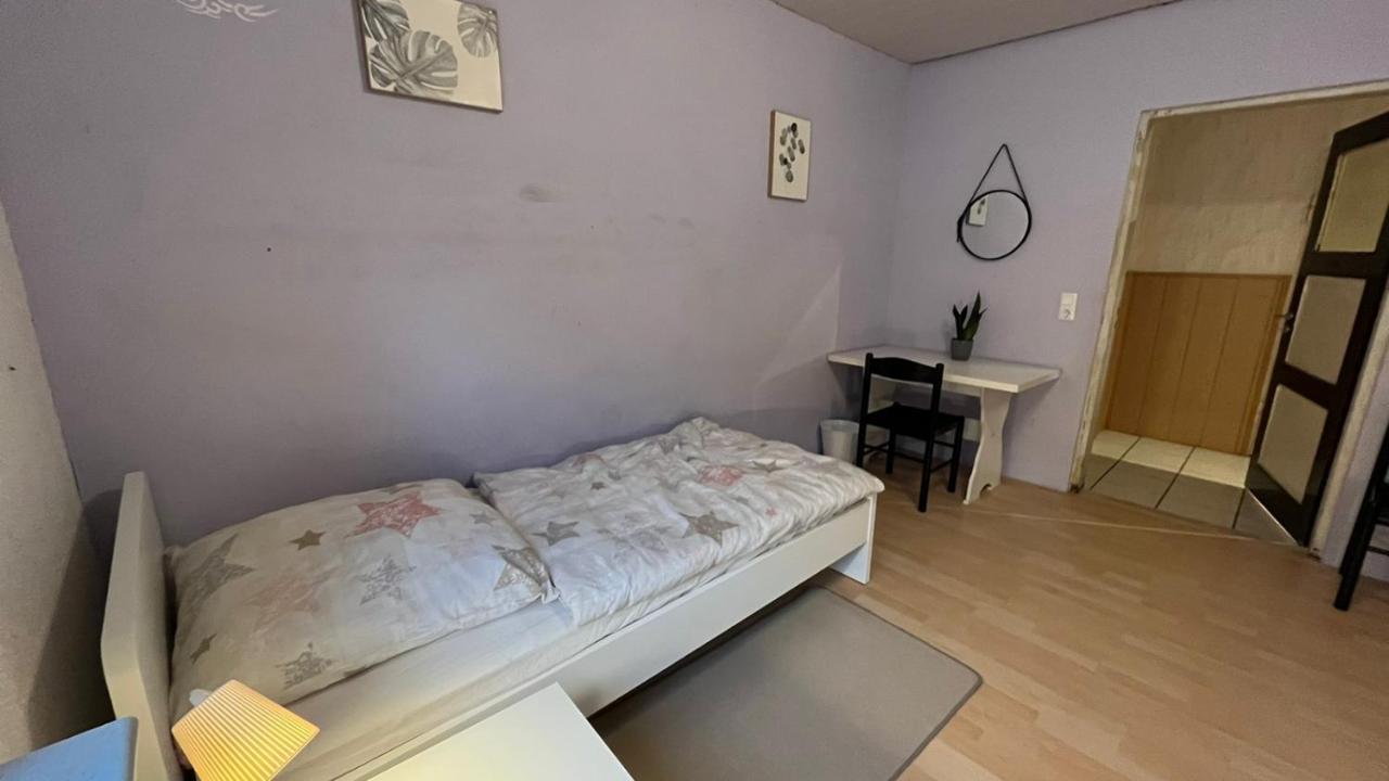 Апартаменты Monteure, Ganzes Haus, Schwarzheide, Haus 1 Экстерьер фото